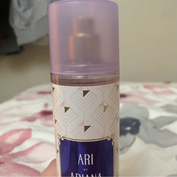 Ariana Grande Body mist - Picture 4 of 4